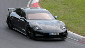 Porsche-Taycan-Turbo-GT